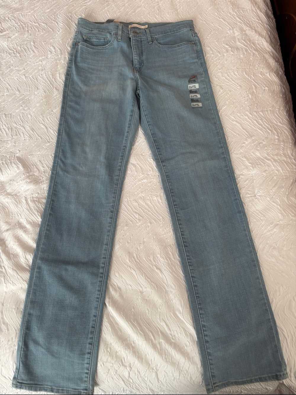 Levi's Women's Light Blue Straight Leg Jeans  W/30 L/34